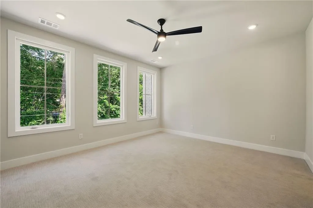 2202 Carlton Court Unit 7, Atlanta, Georgia 30318, 3 Bedrooms Bedrooms, ,3 BathroomsBathrooms,Residential,For Sale,2202 Carlton Court Unit 7,7576313