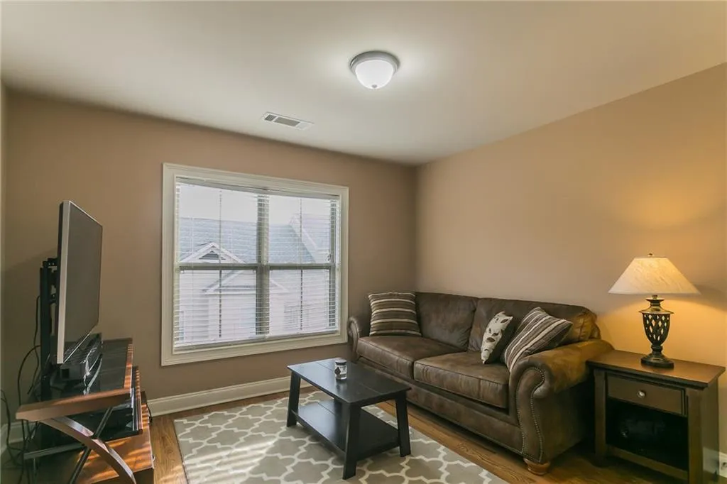 6469 Chariot Street, Sandy Springs, Georgia 30328, 3 Bedrooms Bedrooms, ,2 BathroomsBathrooms,Residential,Sold,6469 Chariot Street,6743295