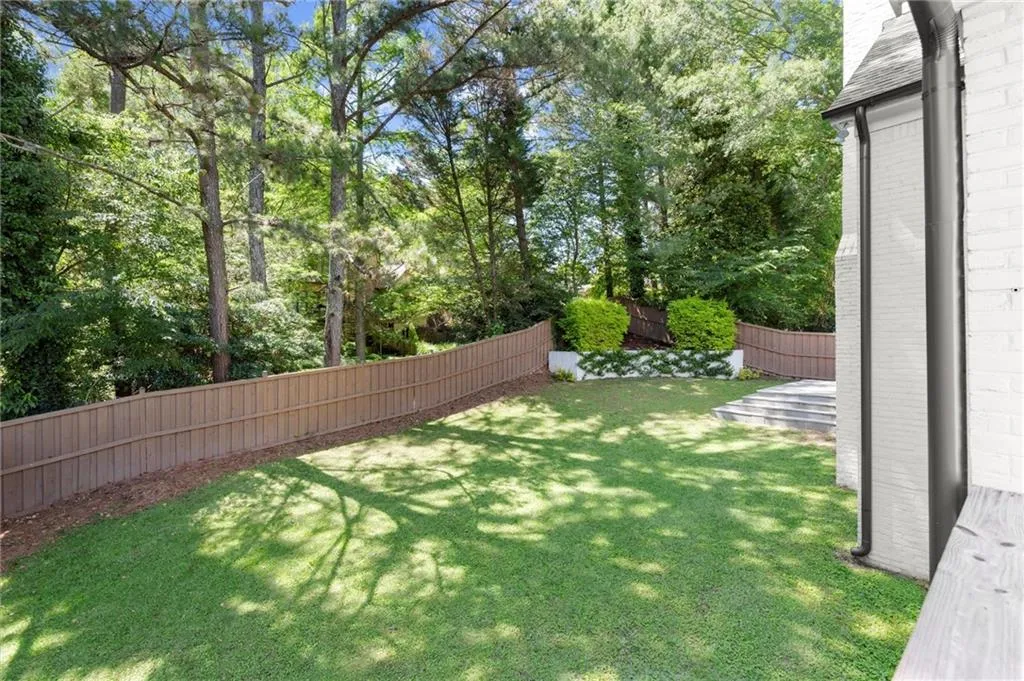 5120 Falcon Chase Lane, Atlanta, Georgia 30342, 3 Bedrooms Bedrooms, ,3 BathroomsBathrooms,Residential,Sold,5120 Falcon Chase Lane,7585071