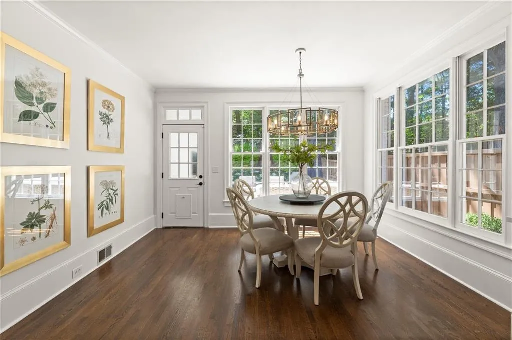 5120 Falcon Chase Lane, Atlanta, Georgia 30342, 3 Bedrooms Bedrooms, ,3 BathroomsBathrooms,Residential,Sold,5120 Falcon Chase Lane,7585071