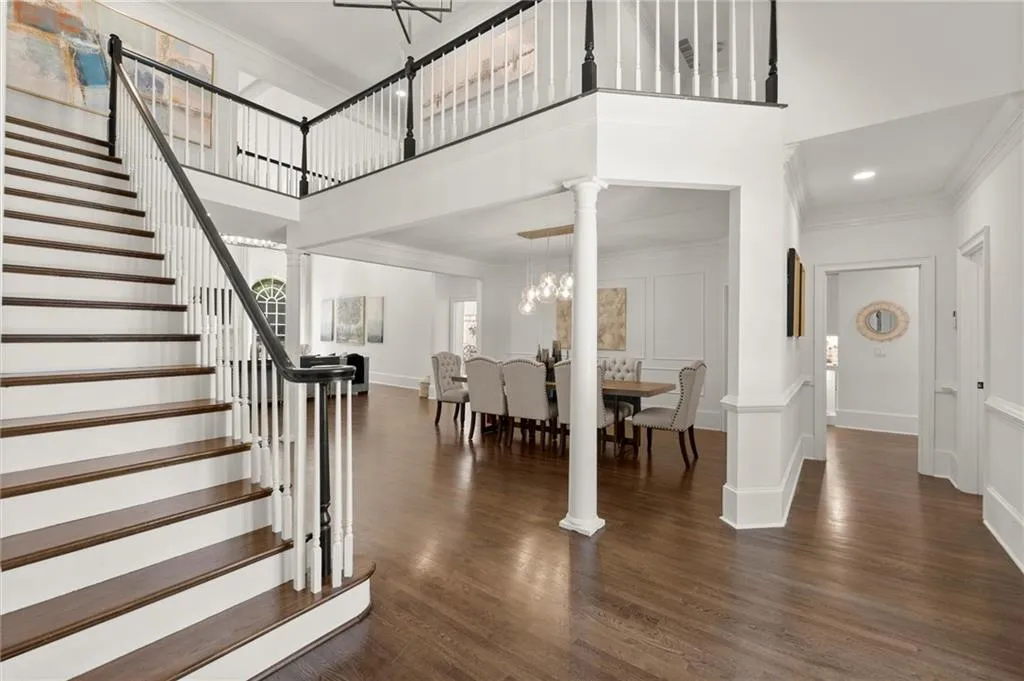 5120 Falcon Chase Lane, Atlanta, Georgia 30342, 3 Bedrooms Bedrooms, ,3 BathroomsBathrooms,Residential,Sold,5120 Falcon Chase Lane,7585071