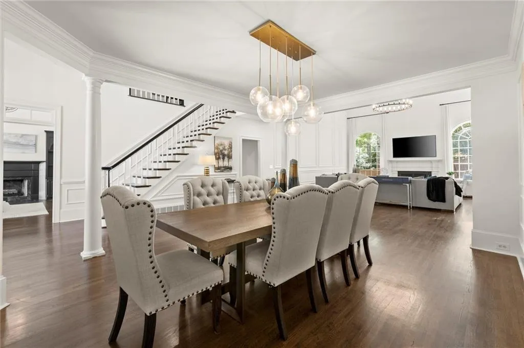 5120 Falcon Chase Lane, Atlanta, Georgia 30342, 3 Bedrooms Bedrooms, ,3 BathroomsBathrooms,Residential,Sold,5120 Falcon Chase Lane,7585071