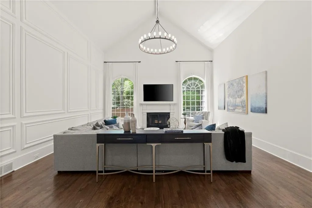 5120 Falcon Chase Lane, Atlanta, Georgia 30342, 3 Bedrooms Bedrooms, ,3 BathroomsBathrooms,Residential,Sold,5120 Falcon Chase Lane,7585071