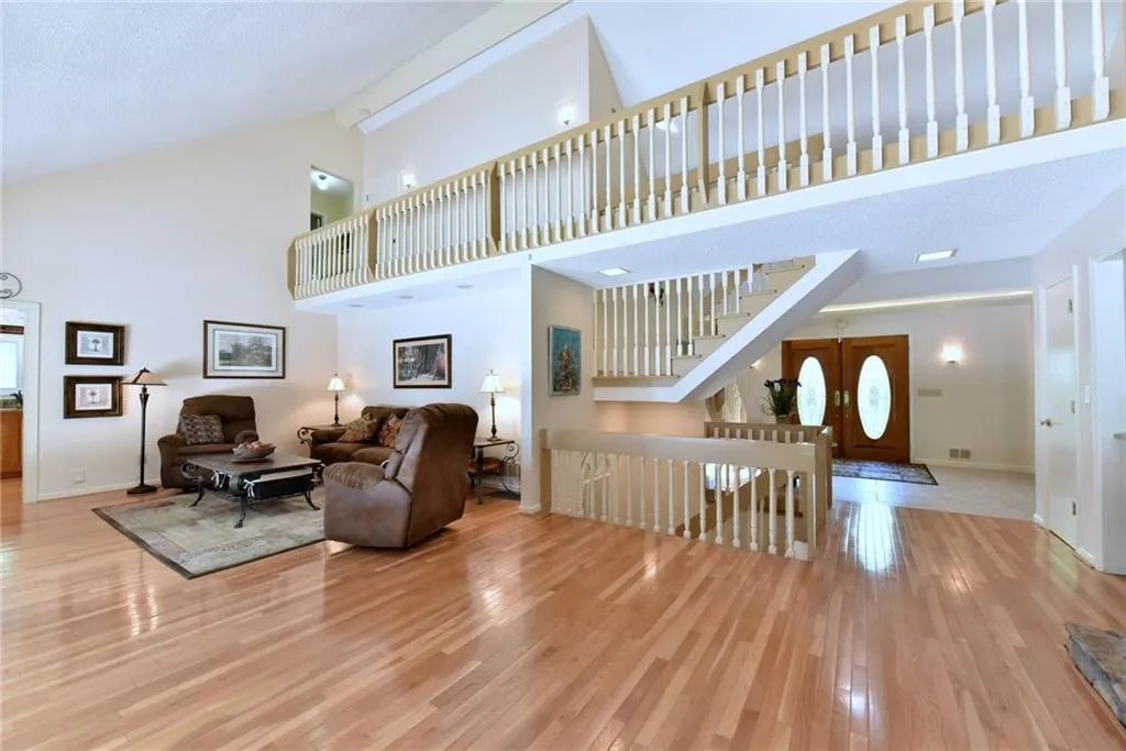 9255 Huntcliff Trace, Sandy Springs, Georgia 30350, 5 Bedrooms Bedrooms, ,5 BathroomsBathrooms,Residential,Sold,9255 Huntcliff Trace,5886076
