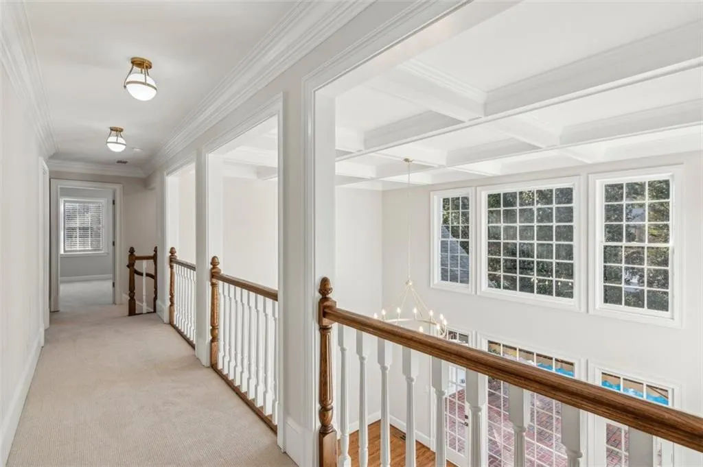 115 N Devereux Court Nw, Atlanta, Georgia 30327, 5 Bedrooms Bedrooms, ,4 BathroomsBathrooms,Residential,Sold,115 N Devereux Court Nw,7506425