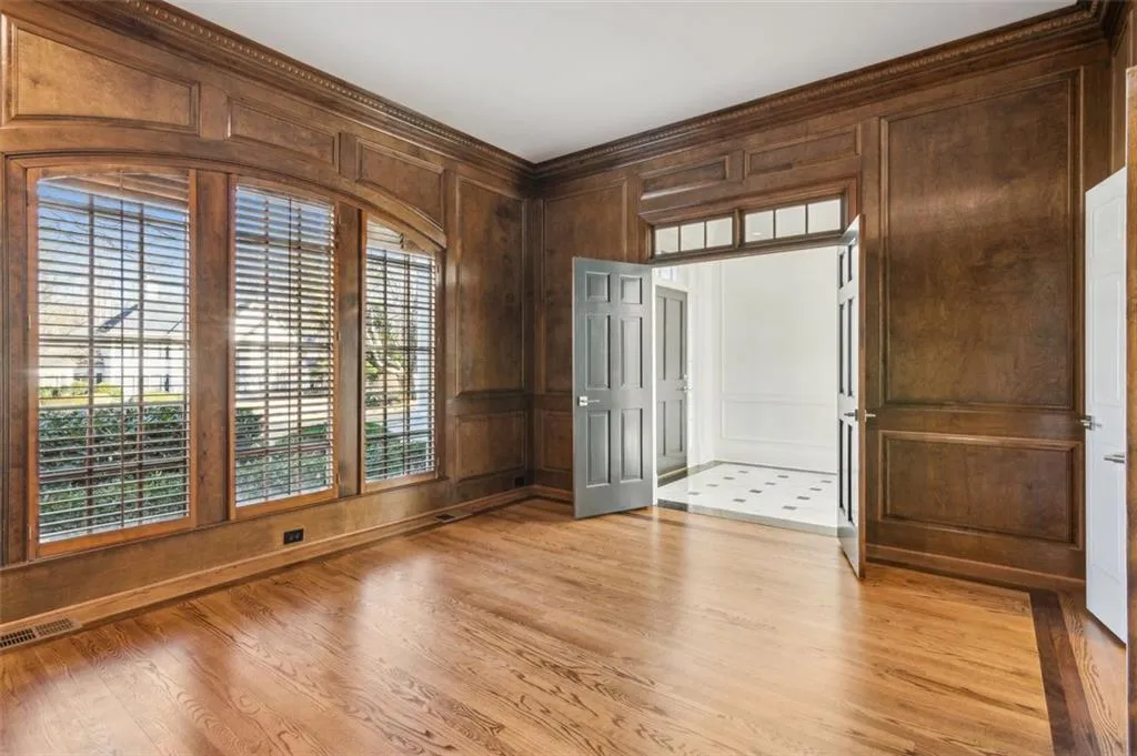 115 N Devereux Court Nw, Atlanta, Georgia 30327, 5 Bedrooms Bedrooms, ,4 BathroomsBathrooms,Residential,Sold,115 N Devereux Court Nw,7506425