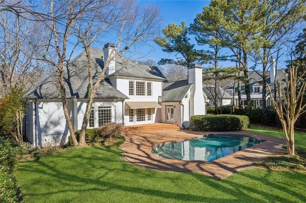 115 N Devereux Court Nw, Atlanta, Georgia 30327, 5 Bedrooms Bedrooms, ,4 BathroomsBathrooms,Residential,Sold,115 N Devereux Court Nw,7506425