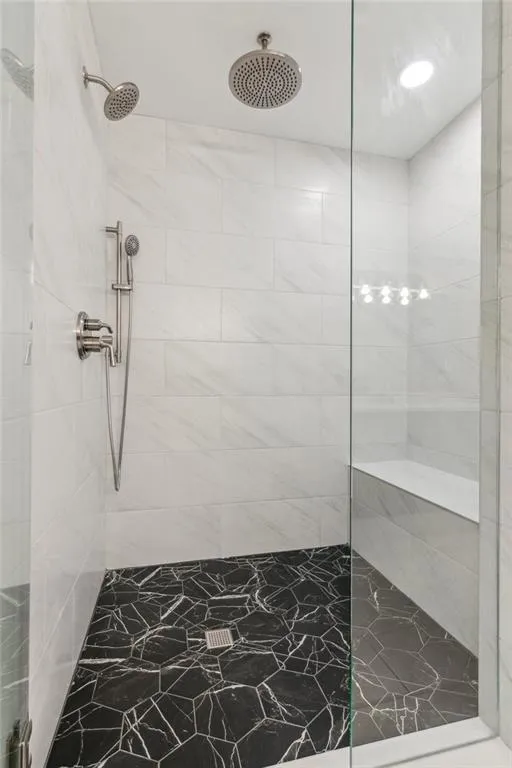 115 N Devereux Court Nw, Atlanta, Georgia 30327, 5 Bedrooms Bedrooms, ,4 BathroomsBathrooms,Residential,Sold,115 N Devereux Court Nw,7506425