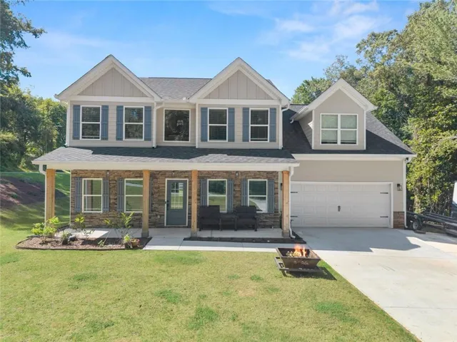 272 Cherry Street, Cornelia, Georgia 30531