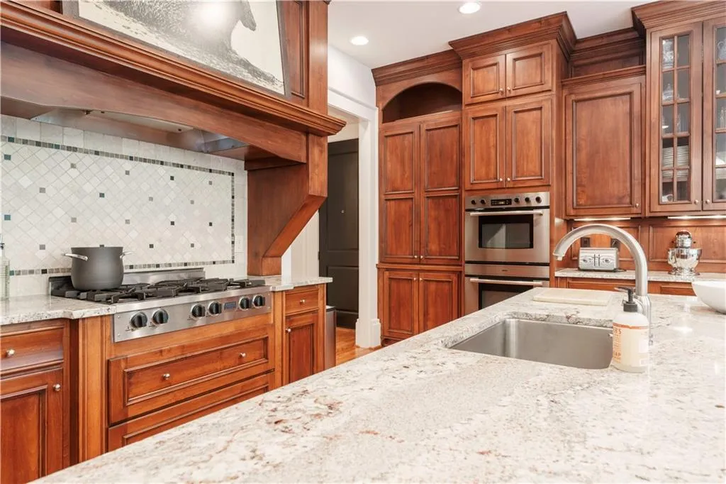 5001 Powers Ferry Road, Atlanta, Georgia 30327, 6 Bedrooms Bedrooms, ,6 BathroomsBathrooms,Residential,For Sale,5001 Powers Ferry Road,7653474