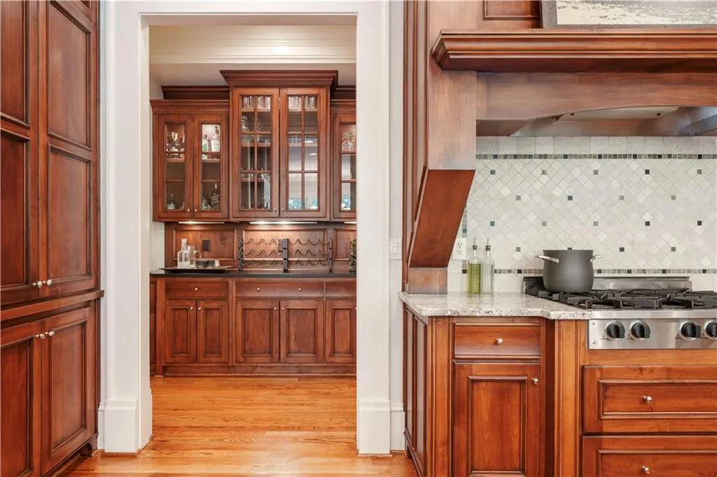 5001 Powers Ferry Road, Atlanta, Georgia 30327, 6 Bedrooms Bedrooms, ,6 BathroomsBathrooms,Residential,For Sale,5001 Powers Ferry Road,7653474