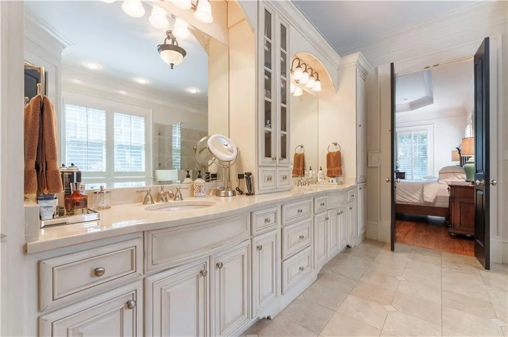 5001 Powers Ferry Road, Atlanta, Georgia 30327, 6 Bedrooms Bedrooms, ,6 BathroomsBathrooms,Residential,For Sale,5001 Powers Ferry Road,7653474