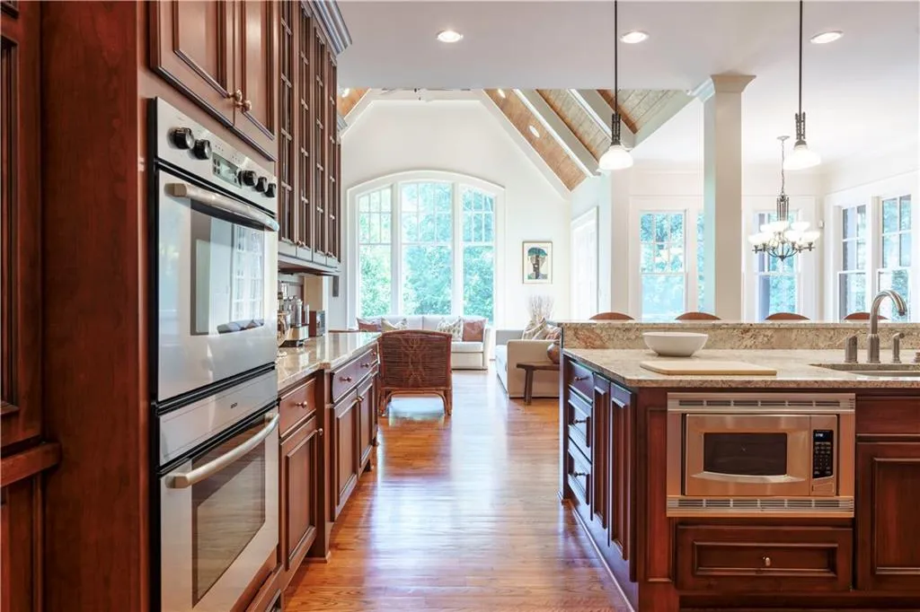 5001 Powers Ferry Road, Atlanta, Georgia 30327, 6 Bedrooms Bedrooms, ,6 BathroomsBathrooms,Residential,For Sale,5001 Powers Ferry Road,7653474
