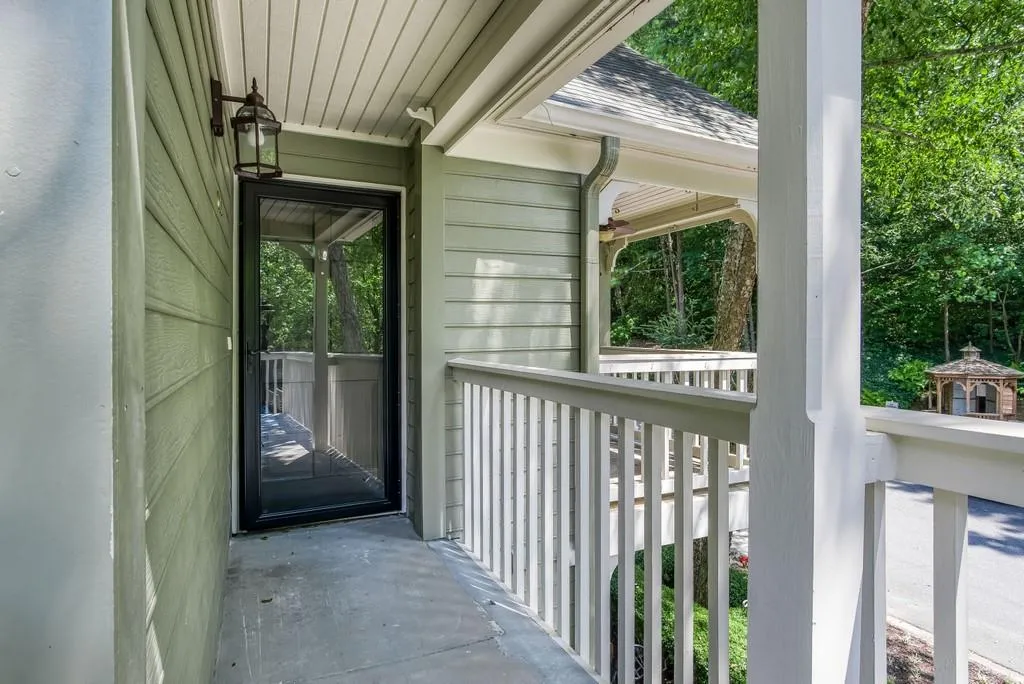 603 Bainbridge Drive, Atlanta, Georgia 30327, 2 Bedrooms Bedrooms, ,2 BathroomsBathrooms,Residential,Sold,603 Bainbridge Drive,6767070