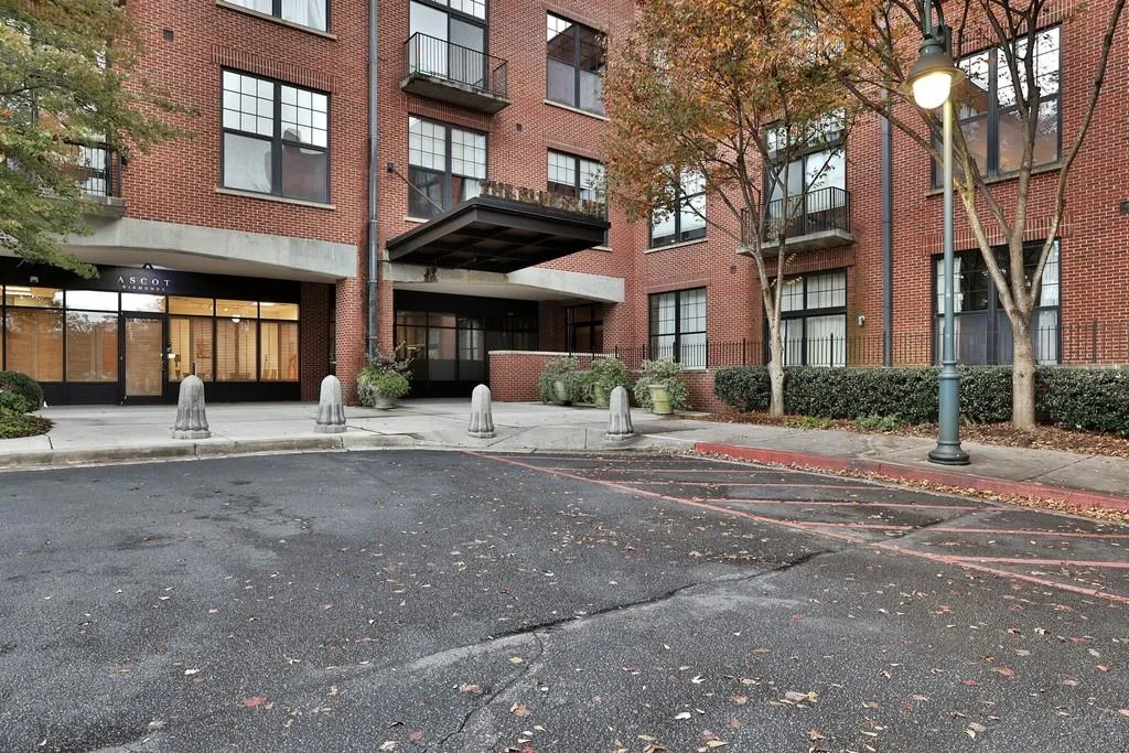 6105 Blue Stone Road Unit 416, Atlanta, Georgia 30328, 2 Bedrooms Bedrooms, ,1 BathroomBathrooms,Residential,Sold,6105 Blue Stone Road Unit 416,6847859