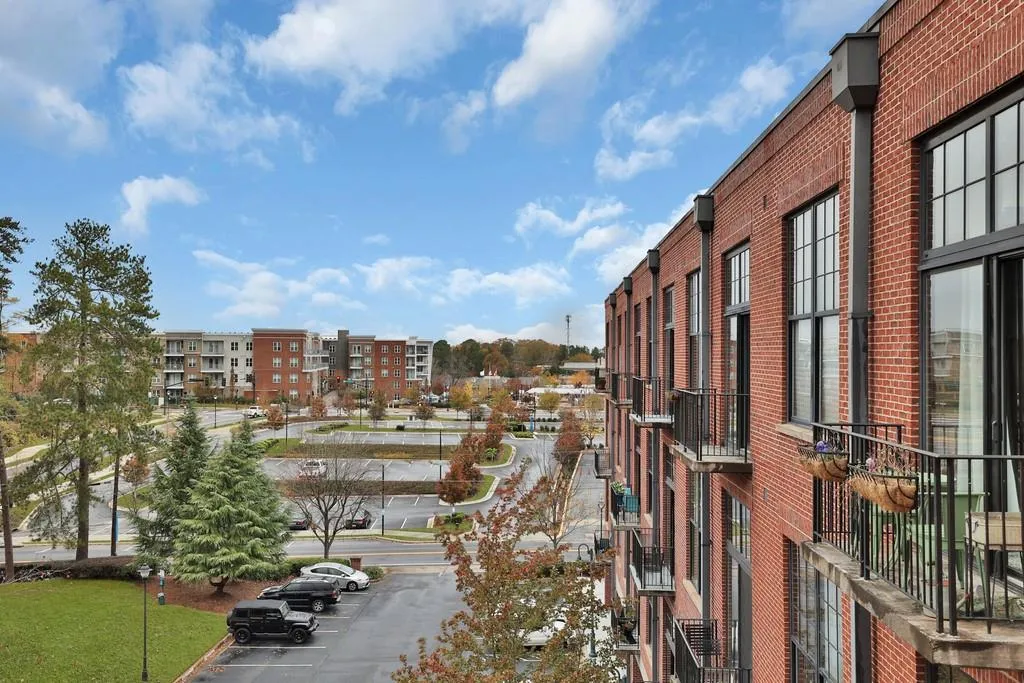 6105 Blue Stone Road Unit 416, Atlanta, Georgia 30328, 2 Bedrooms Bedrooms, ,1 BathroomBathrooms,Residential,Sold,6105 Blue Stone Road Unit 416,6847859