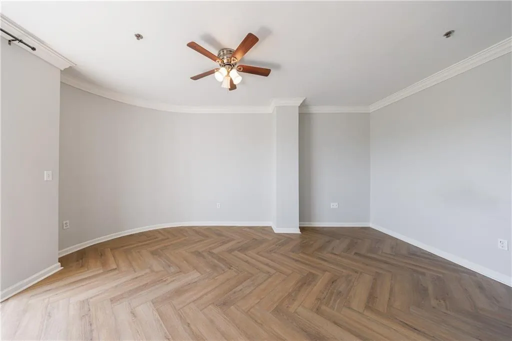 2161 Peachtree Road Ne Unit 907, Atlanta, Georgia 30309, 2 Bedrooms Bedrooms, ,2 BathroomsBathrooms,Residential,For Sale,2161 Peachtree Road Ne Unit 907,7667328