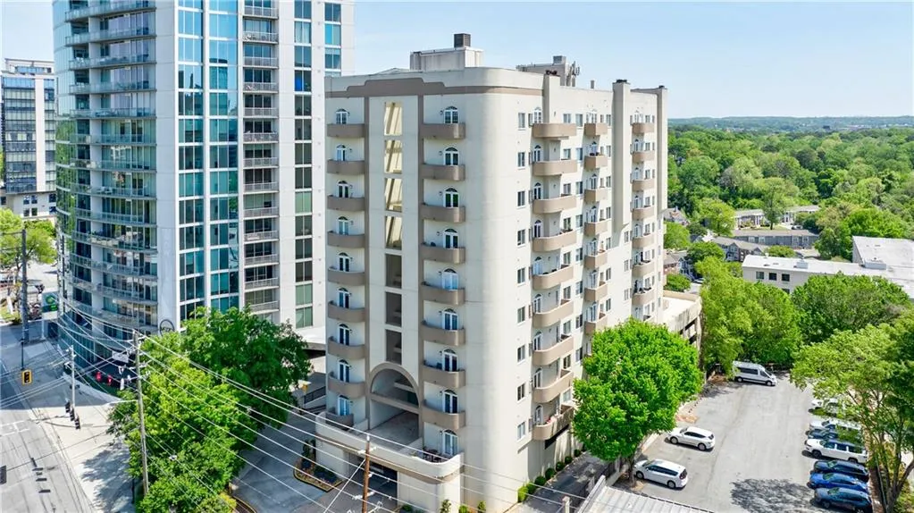 2161 Peachtree Road Ne Unit 907, Atlanta, Georgia 30309, 2 Bedrooms Bedrooms, ,2 BathroomsBathrooms,Residential,For Sale,2161 Peachtree Road Ne Unit 907,7667328