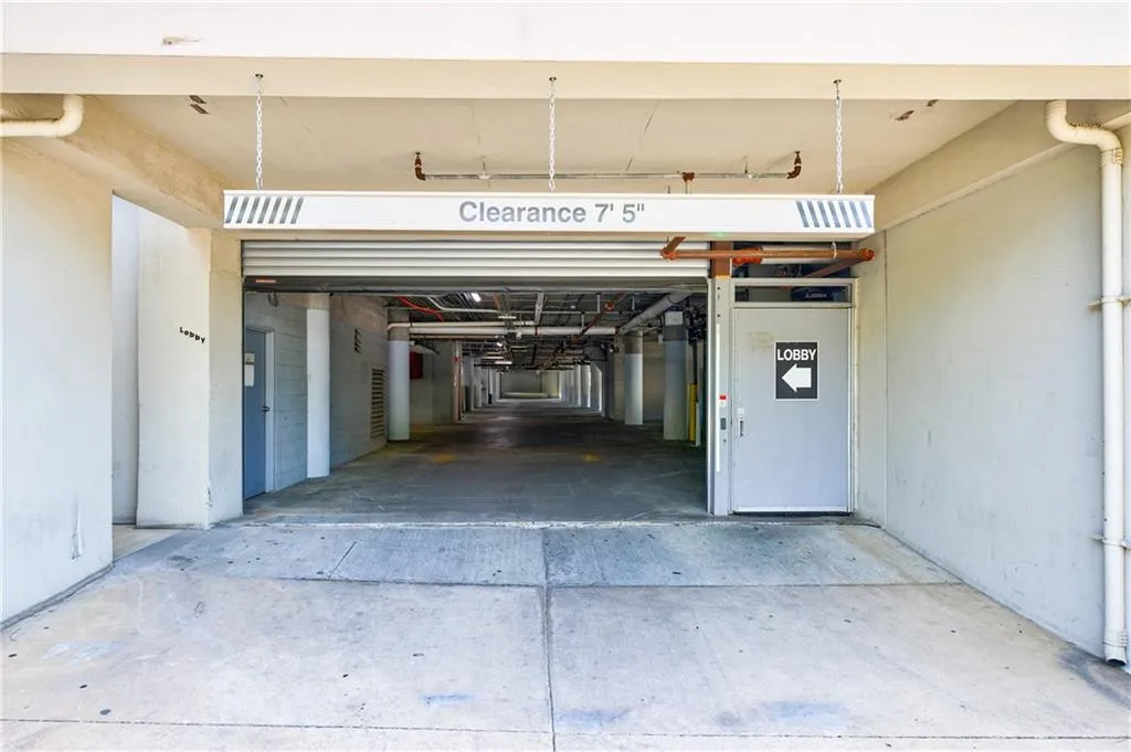 2161 Peachtree Road Ne Unit 907, Atlanta, Georgia 30309, 2 Bedrooms Bedrooms, ,2 BathroomsBathrooms,Residential,For Sale,2161 Peachtree Road Ne Unit 907,7667328