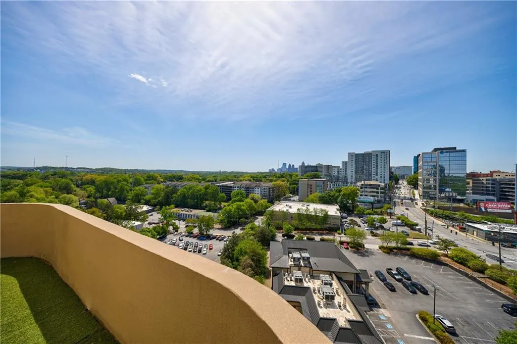 2161 Peachtree Road Ne Unit 907, Atlanta, Georgia 30309, 2 Bedrooms Bedrooms, ,2 BathroomsBathrooms,Residential,For Sale,2161 Peachtree Road Ne Unit 907,7667328