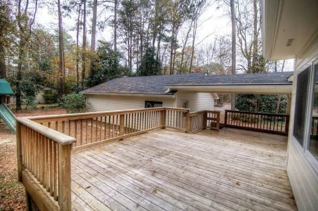 5005 Nesbit Ferry Lane, Sandy Springs, Georgia 30350, 4 Bedrooms Bedrooms, ,2 BathroomsBathrooms,Residential,Sold,5005 Nesbit Ferry Lane,5622093