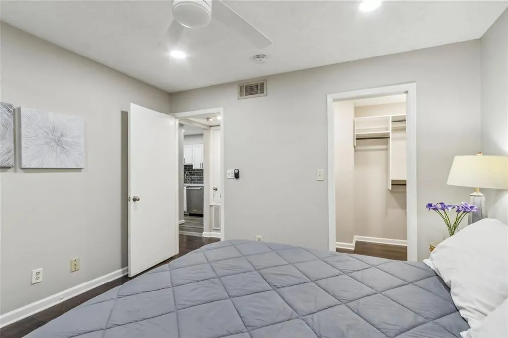 3160 Seven Pines Court Court Unit 109, Atlanta, Georgia 30339, 1 Bedroom Bedrooms, ,1 BathroomBathrooms,Residential,For Sale,3160 Seven Pines Court Court Unit 109,7629410