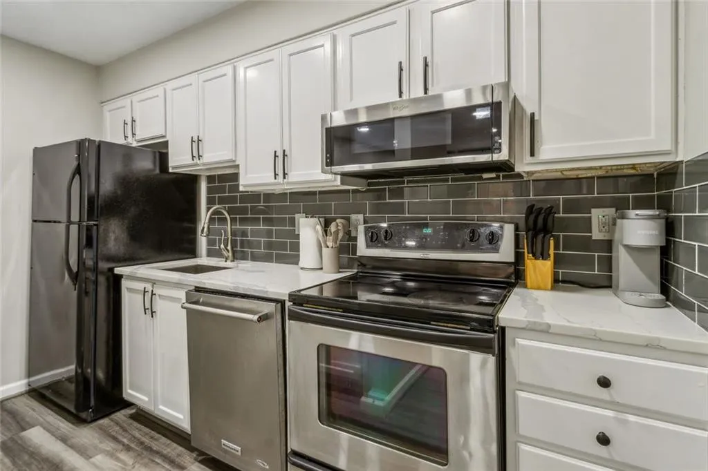 3160 Seven Pines Court Court Unit 109, Atlanta, Georgia 30339, 1 Bedroom Bedrooms, ,1 BathroomBathrooms,Residential,For Sale,3160 Seven Pines Court Court Unit 109,7629410