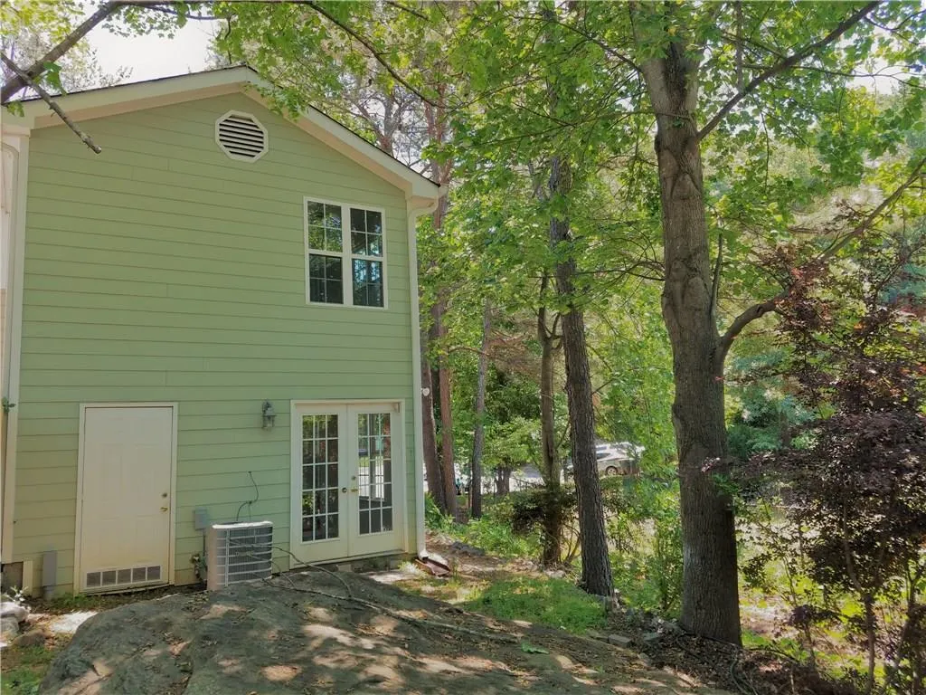519 Granite Ridge Place, Sandy Springs, Georgia 30350, 2 Bedrooms Bedrooms, ,2 BathroomsBathrooms,Residential,Sold,519 Granite Ridge Place,5846164