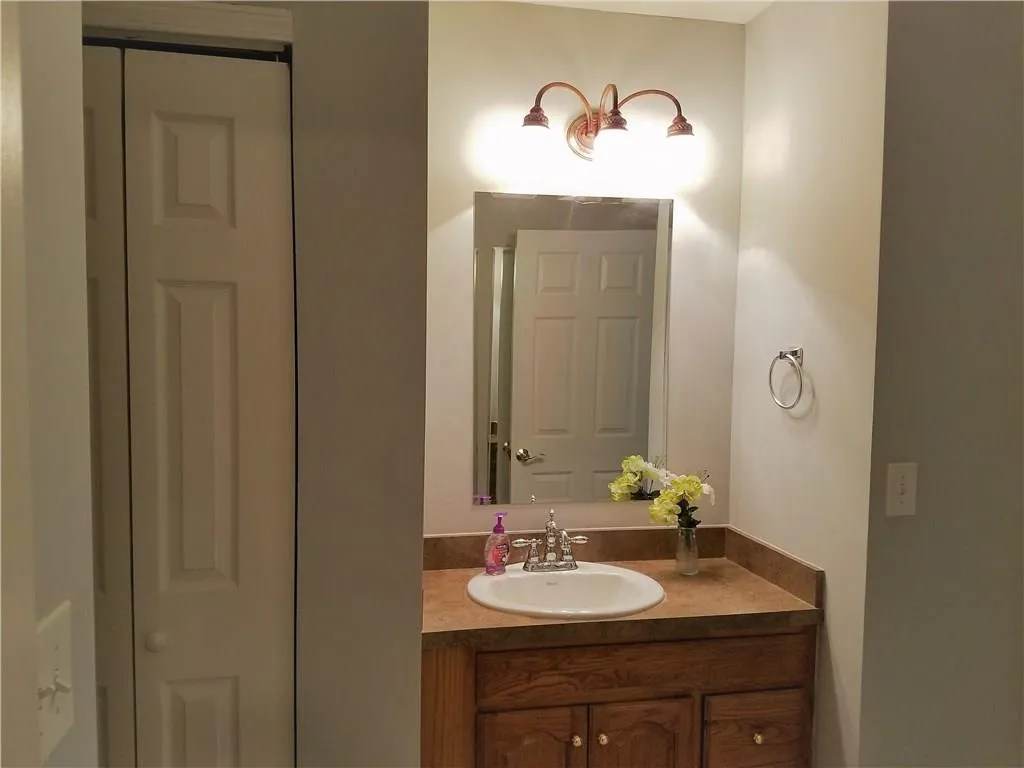 519 Granite Ridge Place, Sandy Springs, Georgia 30350, 2 Bedrooms Bedrooms, ,2 BathroomsBathrooms,Residential,Sold,519 Granite Ridge Place,5846164