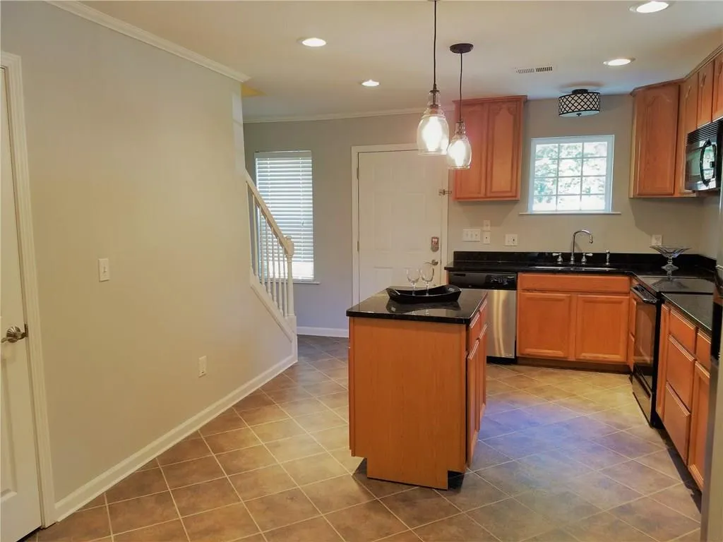 519 Granite Ridge Place, Sandy Springs, Georgia 30350, 2 Bedrooms Bedrooms, ,2 BathroomsBathrooms,Residential,Sold,519 Granite Ridge Place,5846164