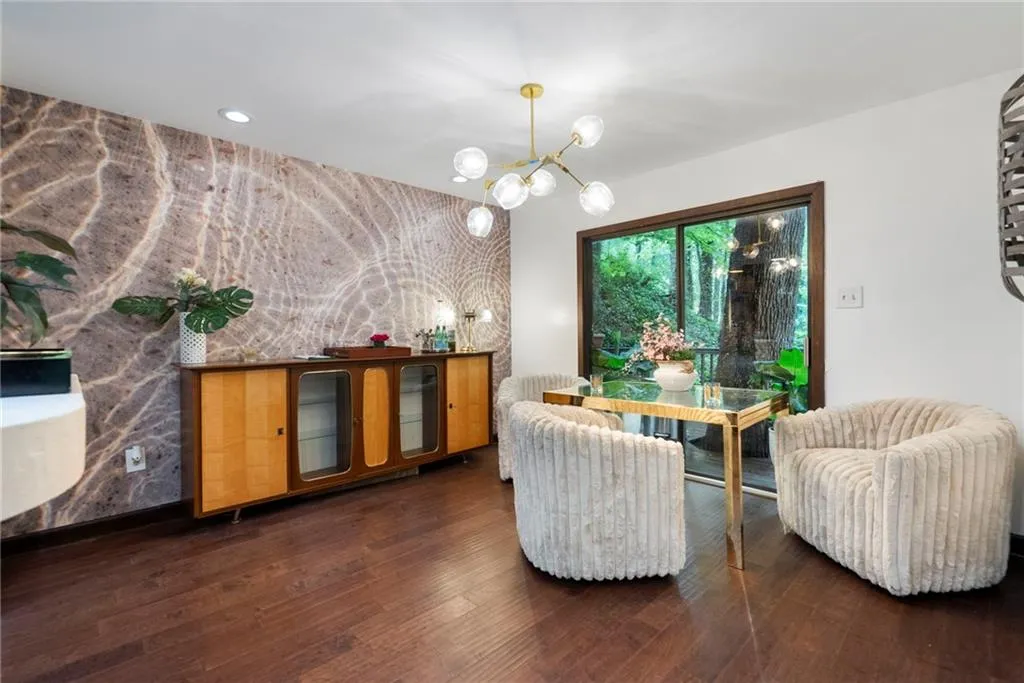 510 Forest Valley Road, Atlanta, Georgia 30342, 3 Bedrooms Bedrooms, ,3 BathroomsBathrooms,Residential,For Sale,510 Forest Valley Road,7637856