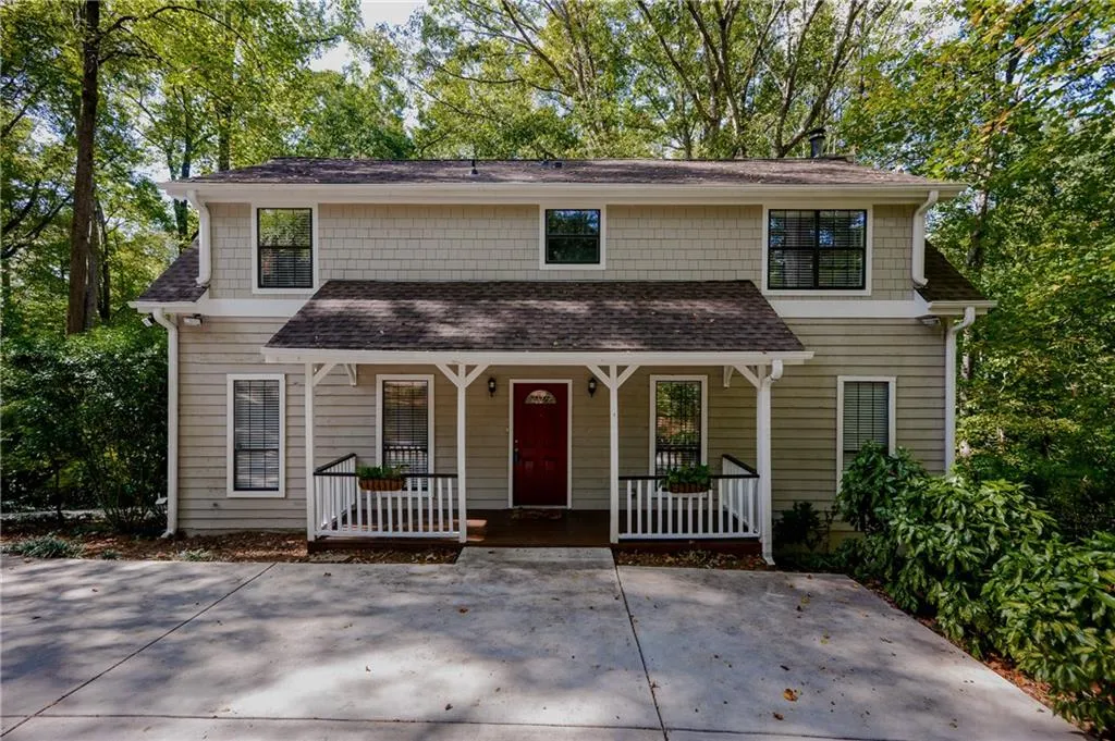 1693 Fernleaf Circle Nw, Atlanta, Georgia 30318, 4 Bedrooms Bedrooms, ,2 BathroomsBathrooms,Residential,Sold,1693 Fernleaf Circle Nw,5764500