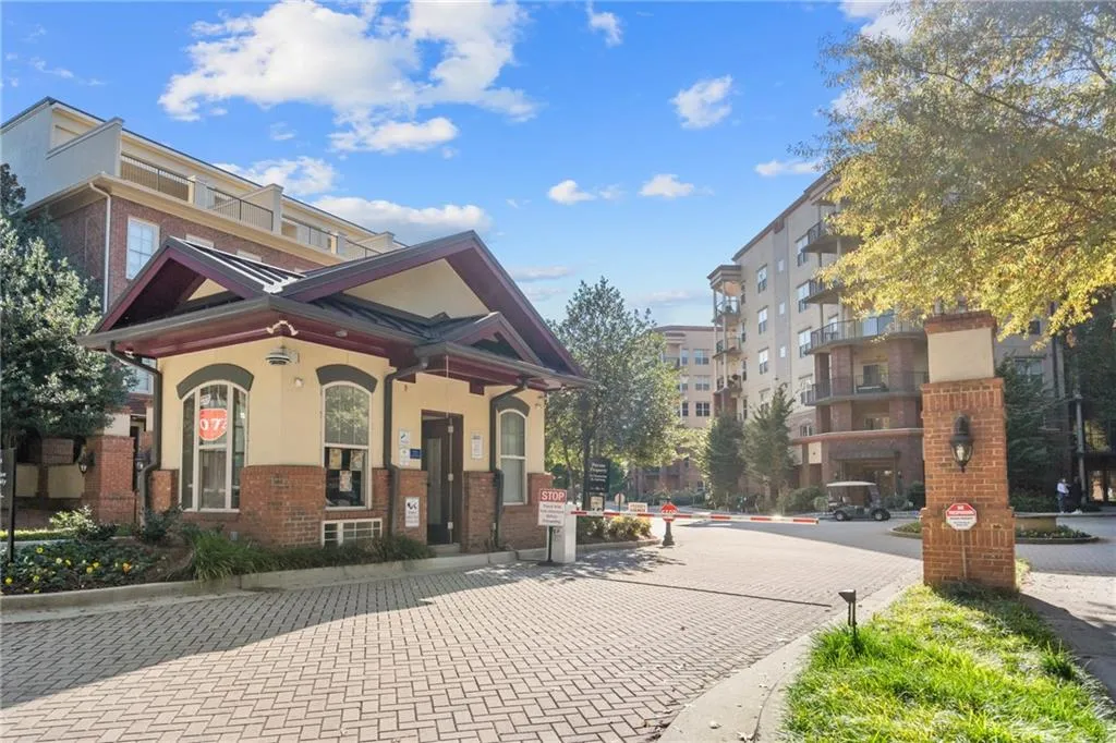 24/7Guard House at Gated Entry