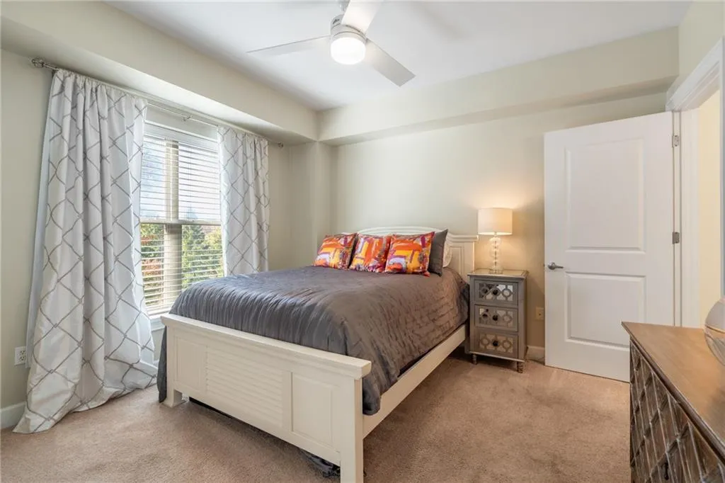 200 River Vista Drive Unit 438, Atlanta, Georgia 30339, 2 Bedrooms Bedrooms, ,2 BathroomsBathrooms,Residential,Sold,200 River Vista Drive Unit 438,7475597