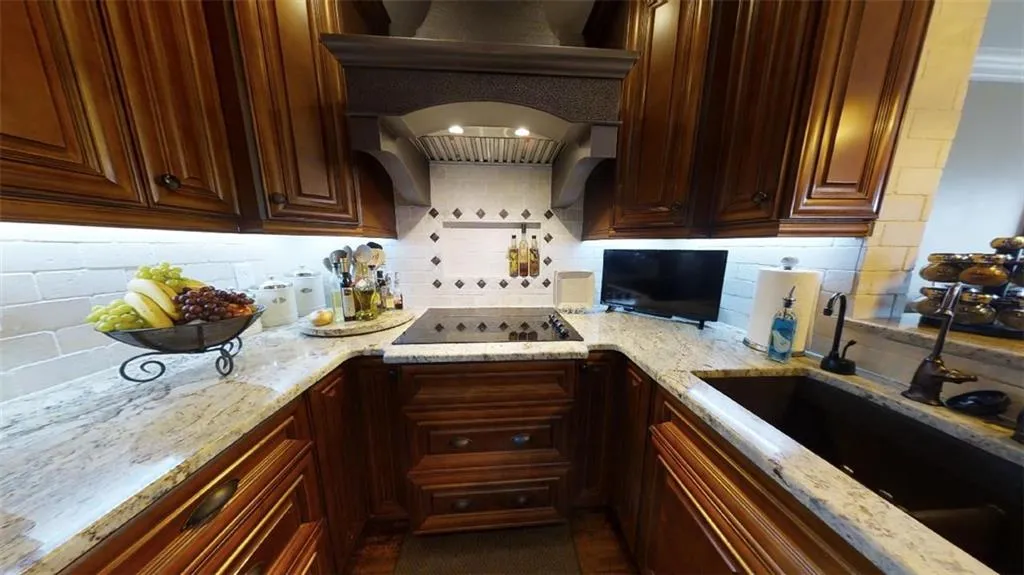 300 Johnson Ferry Road Ne Unit A906, Sandy Springs, Georgia 30328, 1 Bedroom Bedrooms, ,1 BathroomBathrooms,Residential,Sold,300 Johnson Ferry Road Ne Unit A906,6066101