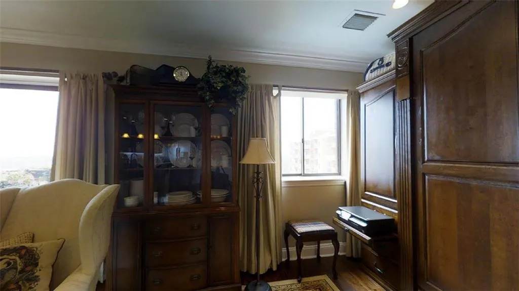 300 Johnson Ferry Road Ne Unit A906, Sandy Springs, Georgia 30328, 1 Bedroom Bedrooms, ,1 BathroomBathrooms,Residential,Sold,300 Johnson Ferry Road Ne Unit A906,6066101