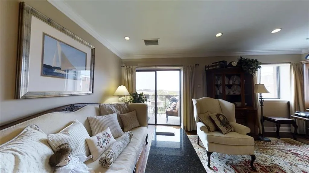 300 Johnson Ferry Road Ne Unit A906, Sandy Springs, Georgia 30328, 1 Bedroom Bedrooms, ,1 BathroomBathrooms,Residential,Sold,300 Johnson Ferry Road Ne Unit A906,6066101