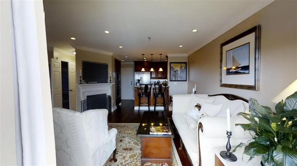 300 Johnson Ferry Road Ne Unit A906, Sandy Springs, Georgia 30328, 1 Bedroom Bedrooms, ,1 BathroomBathrooms,Residential,Sold,300 Johnson Ferry Road Ne Unit A906,6066101