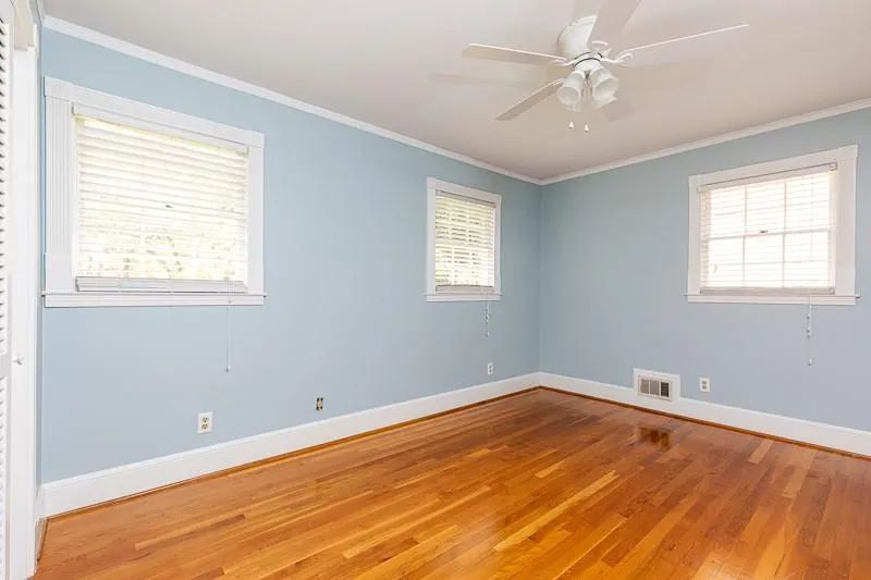 935 Landmark Drive, Atlanta, Georgia 30342, 5 Bedrooms Bedrooms, ,3 BathroomsBathrooms,Residential,Sold,935 Landmark Drive,6787229