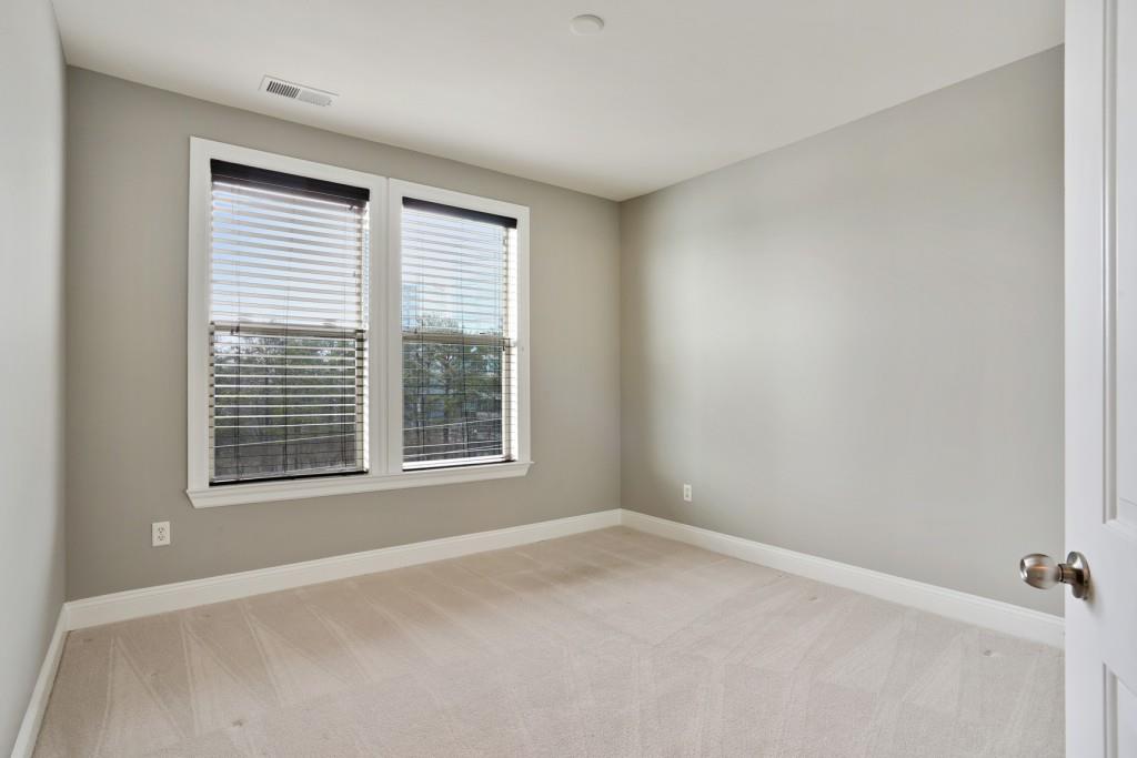 901 Abernathy Road Unit 5250, Atlanta, Georgia 30328, 3 Bedrooms Bedrooms, ,2 BathroomsBathrooms,Residential,Sold,901 Abernathy Road Unit 5250,7322580