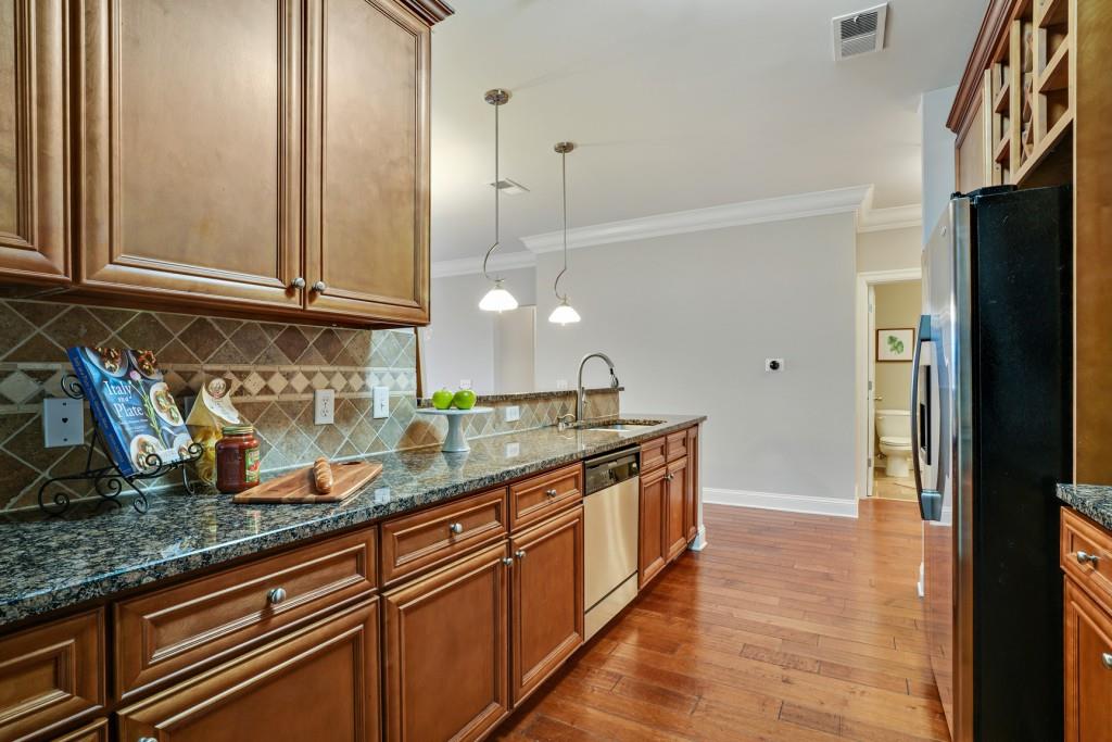 901 Abernathy Road Unit 5250, Atlanta, Georgia 30328, 3 Bedrooms Bedrooms, ,2 BathroomsBathrooms,Residential,Sold,901 Abernathy Road Unit 5250,7322580