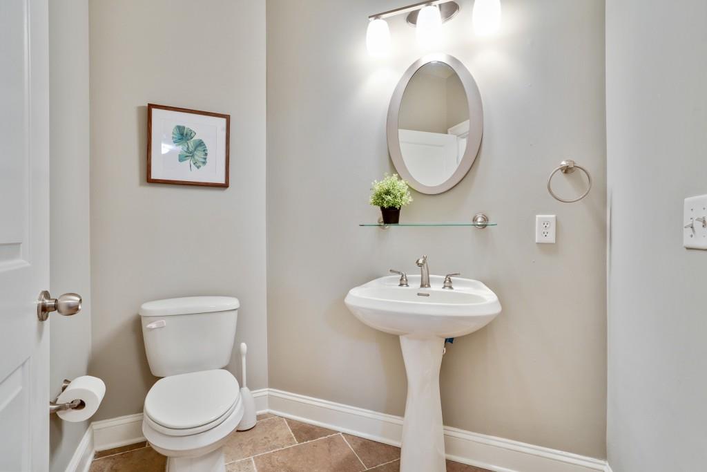 901 Abernathy Road Unit 5250, Atlanta, Georgia 30328, 3 Bedrooms Bedrooms, ,2 BathroomsBathrooms,Residential,Sold,901 Abernathy Road Unit 5250,7322580