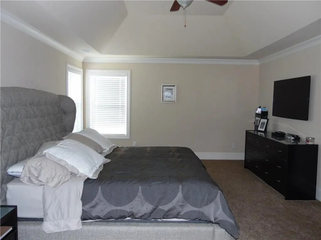 7665 Highland Bluff, Atlanta, Georgia 30328, 4 Bedrooms Bedrooms, ,2 BathroomsBathrooms,Residential,Sold,7665 Highland Bluff,5636743