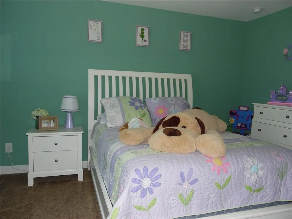 7665 Highland Bluff, Atlanta, Georgia 30328, 4 Bedrooms Bedrooms, ,2 BathroomsBathrooms,Residential,Sold,7665 Highland Bluff,5636743