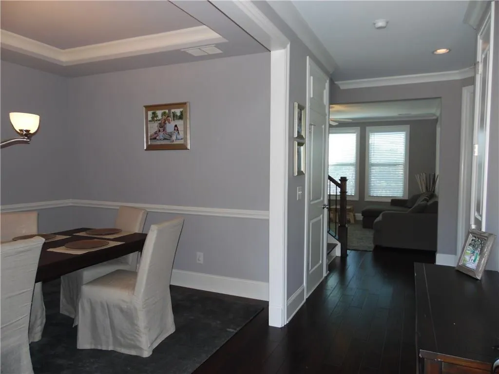 7665 Highland Bluff, Atlanta, Georgia 30328, 4 Bedrooms Bedrooms, ,2 BathroomsBathrooms,Residential,Sold,7665 Highland Bluff,5636743