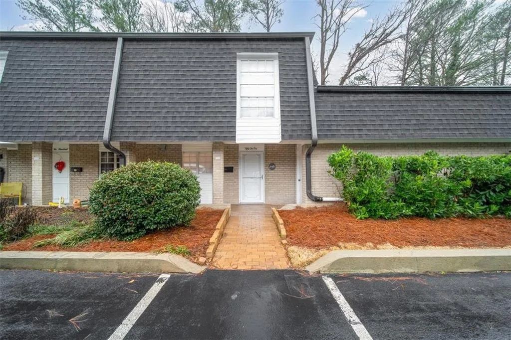 5210 Chemin De Vie, Atlanta, Georgia 30342, 2 Bedrooms Bedrooms, ,2 BathroomsBathrooms,Residential,Sold,5210 Chemin De Vie,7551021 5210 Chemin De Vie, Atlanta, Georgia 30342, 2 Bedrooms Bedrooms, ,2 BathroomsBathrooms,Residential,Sold,5210 Chemin De Vie,7551021