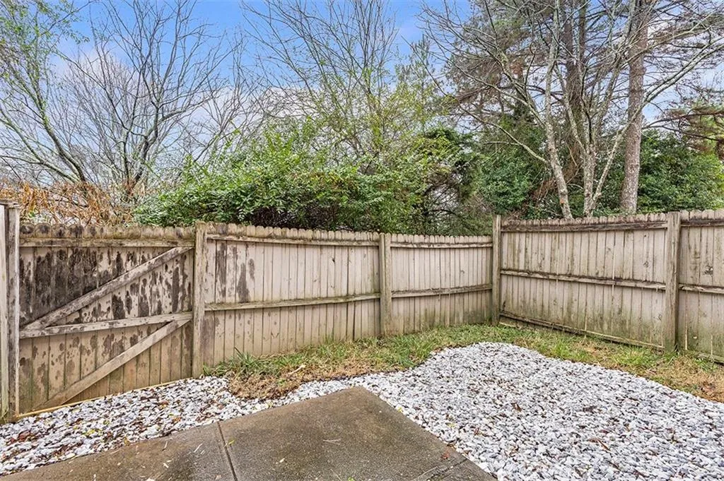 7750 Roswell Road Unit 3d, Sandy Springs, Georgia 30350, 3 Bedrooms Bedrooms, ,2 BathroomsBathrooms,Residential,Sold,7750 Roswell Road Unit 3d,6983682