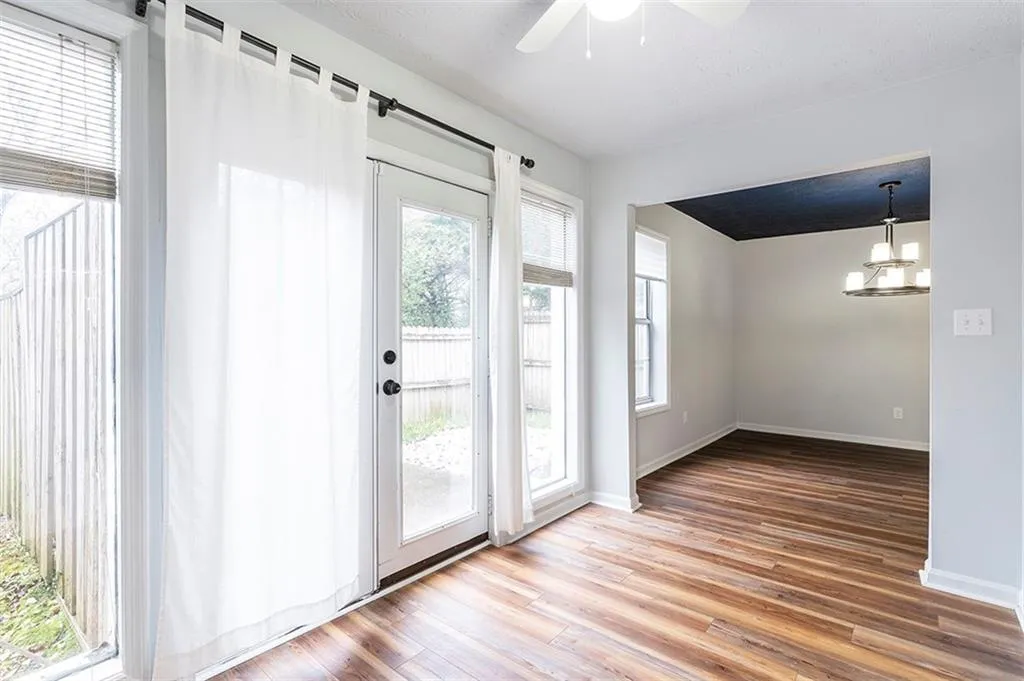 7750 Roswell Road Unit 3d, Sandy Springs, Georgia 30350, 3 Bedrooms Bedrooms, ,2 BathroomsBathrooms,Residential,Sold,7750 Roswell Road Unit 3d,6983682