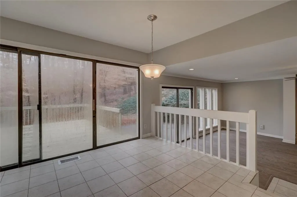 1215 Tynecastle Way, Sandy Springs, Georgia 30350, 4 Bedrooms Bedrooms, ,3 BathroomsBathrooms,Residential,Sold,1215 Tynecastle Way,5974961