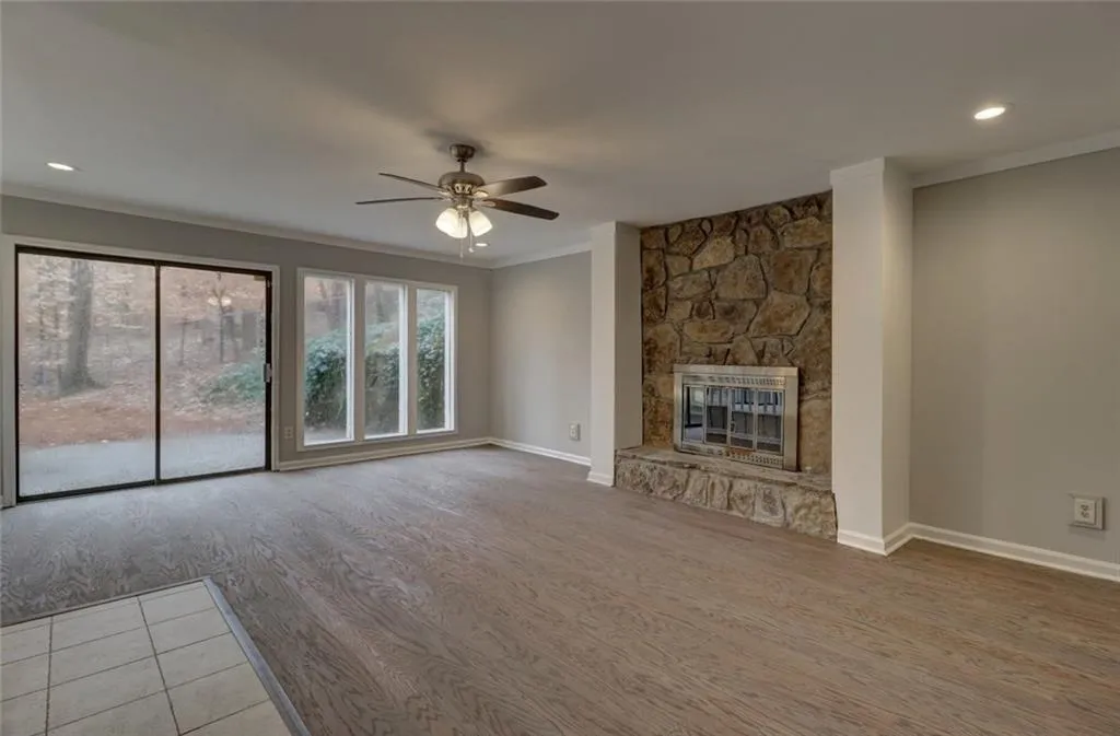 1215 Tynecastle Way, Sandy Springs, Georgia 30350, 4 Bedrooms Bedrooms, ,3 BathroomsBathrooms,Residential,Sold,1215 Tynecastle Way,5974961
